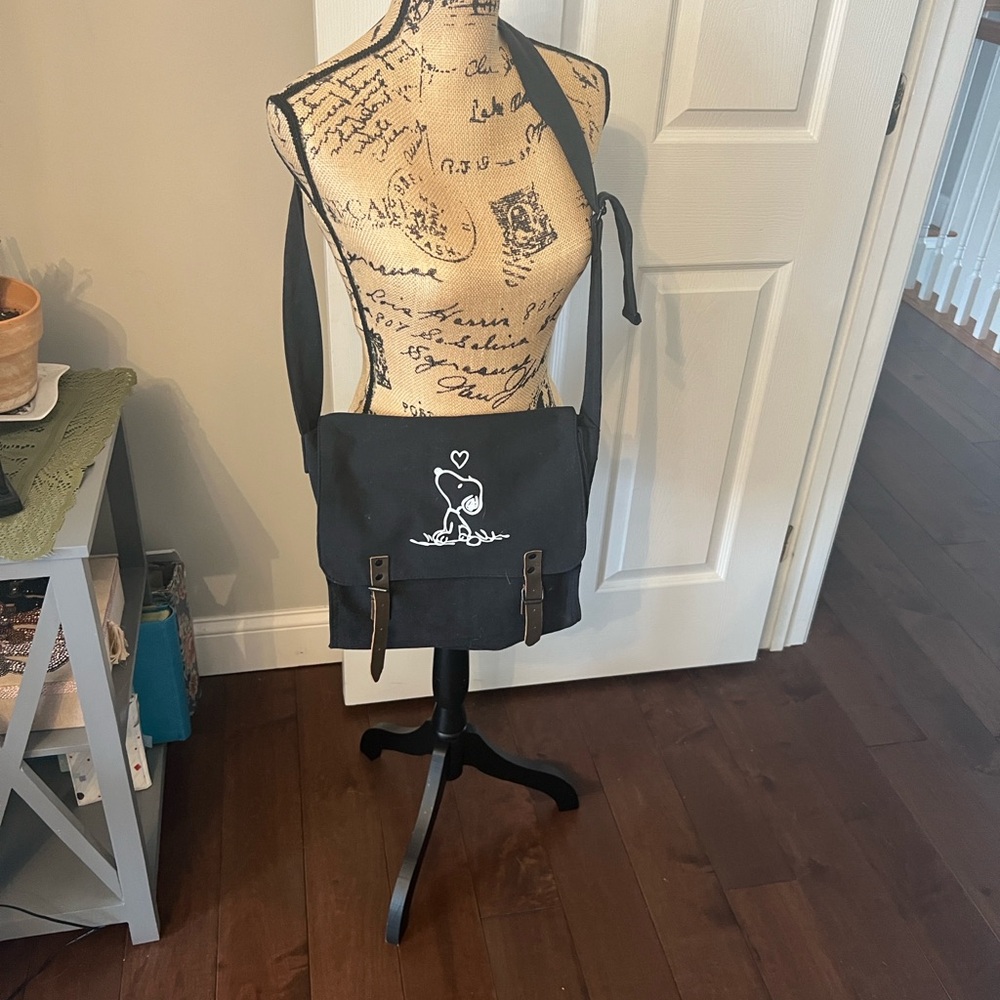Snoopy black adjustable messenger bag canvas - Picture 3 of 5
